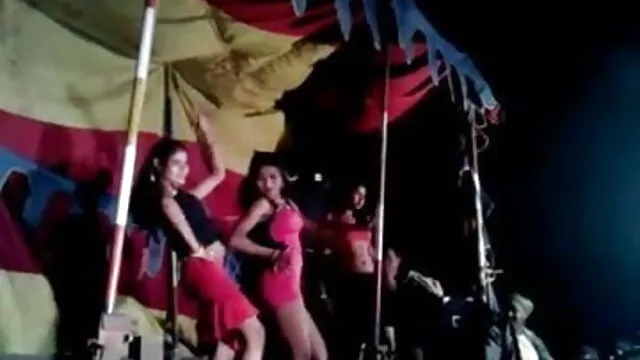 প্রচণ্ড উত্তেজনা, বাংলা xxx গান প্রসাব করা,