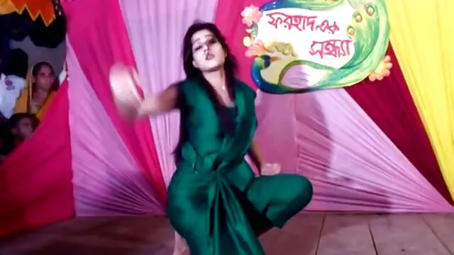 কোঁকড়ানো শ্যামাঙ্গিণী ঝরনা বাংলা xxx hd 2