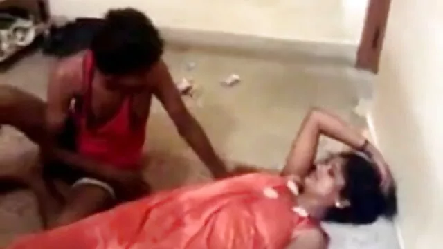 হাতের কাজ, বাঁড়ার রস বাংলাxxx hd খাবার