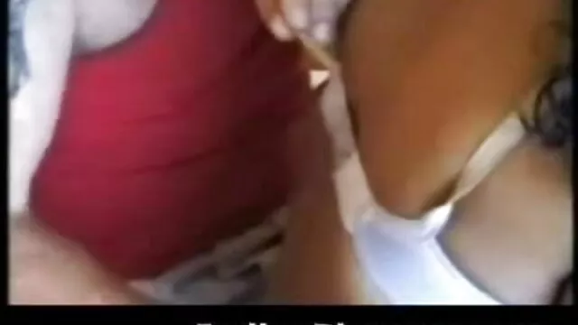 মেয়ে বাংলাxxx v হিজড়া, বাঁড়ার