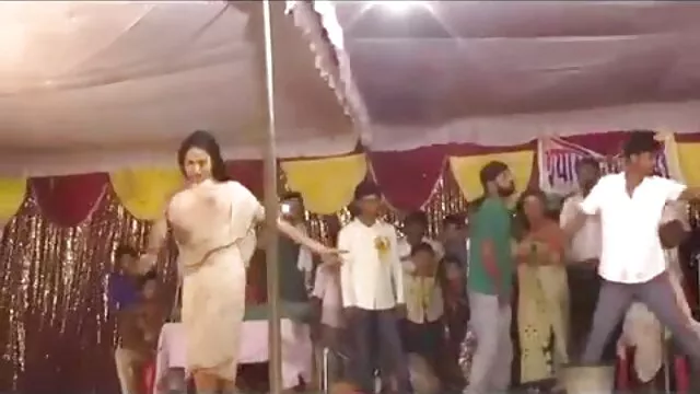 বড়ো মাই, বাংলাxxx ভিডিও সুন্দরি সেক্সি মহিলার