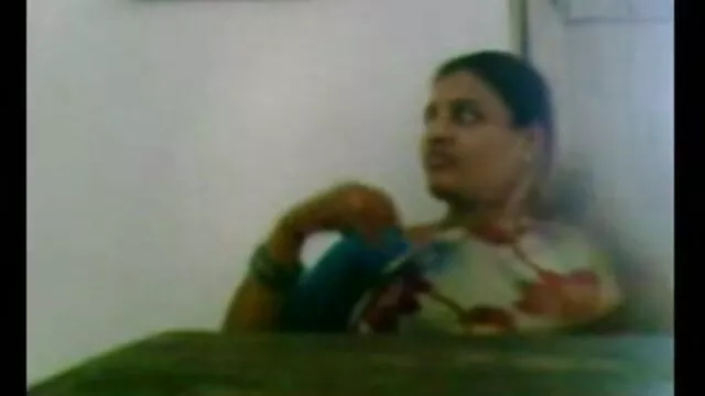 তিনি শিথিল করার প্রস্তাব, তিনি সমালোচনা এবং গাধা তার অতিথি বাংলা xxx video 2018 মারা.