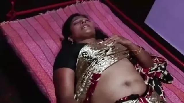 চুম্বন মেয়ে সমকামী বাংলা xxx ছবি