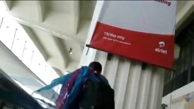 পাত্র বাংলা xxx গুঁড়ো এবং গেস্ট বাড়িতে কাজ