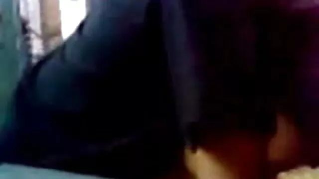 এই লোকটা একটি কুচুটে তরুণ ভদ্রমহিলা কুড়ান এবং বাংলাxxx video তার বাড়িতে আনা
