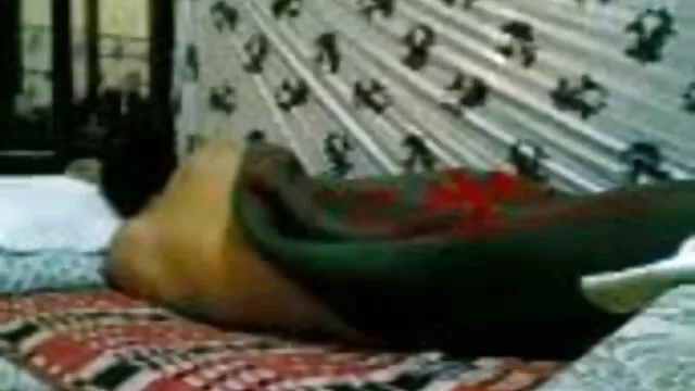 ডাক্তার বাংলাxxx videos রোগীকে পরবর্তী ইনজেকশন দিয়েছে